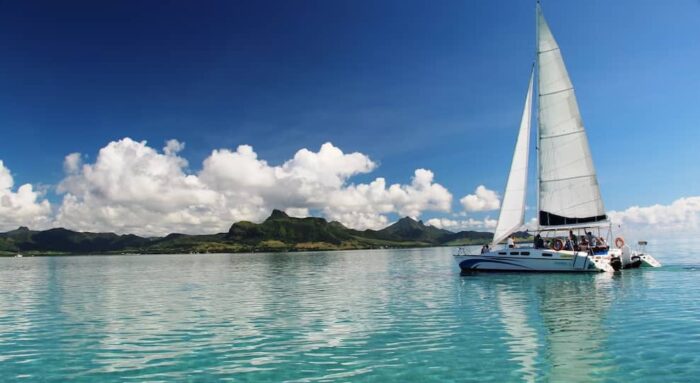 catamaran cruise in mauritius